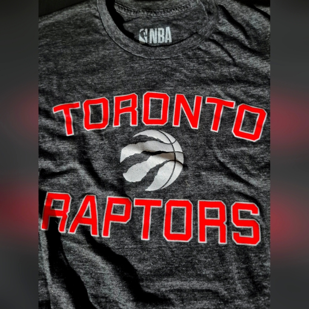 Toronto Raptors Tee - Picture 2 of 3